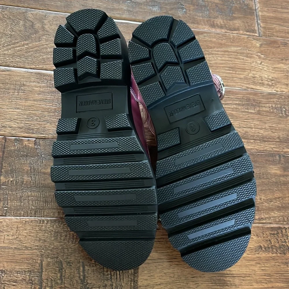 Steve Madden Girls Suzey Mary Jane Lug Sole in Pink Metallic Size 3